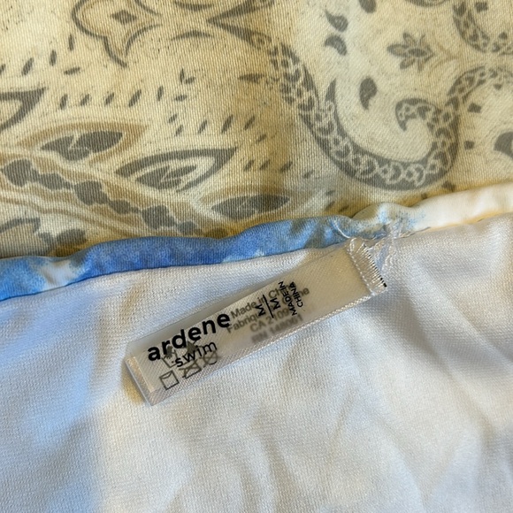 Swimsuit - Picture 8 of 8